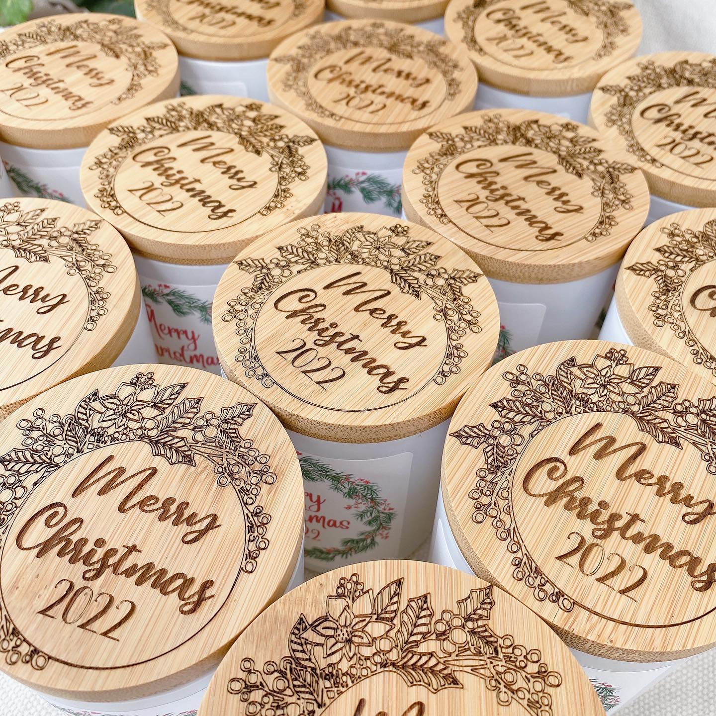 PERSONALIZED MERRY CHRISTMAS GIFT CANDLE