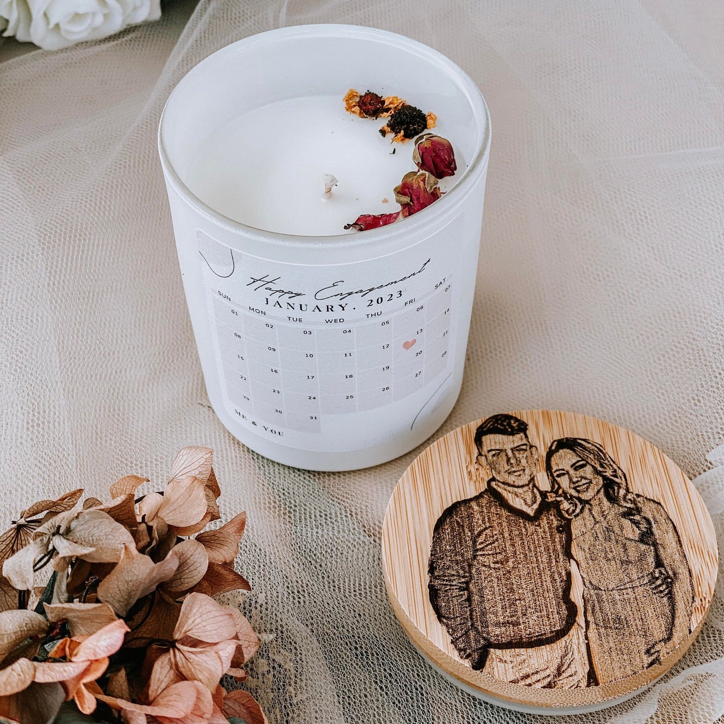 PERSONALIZED ANNIVERSARY CALENDAR CANDLE